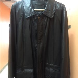 MEN’S BLACK GENUINE LEATHER CLAIBORNE COAT
